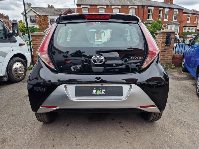 TOYOTA AYGO