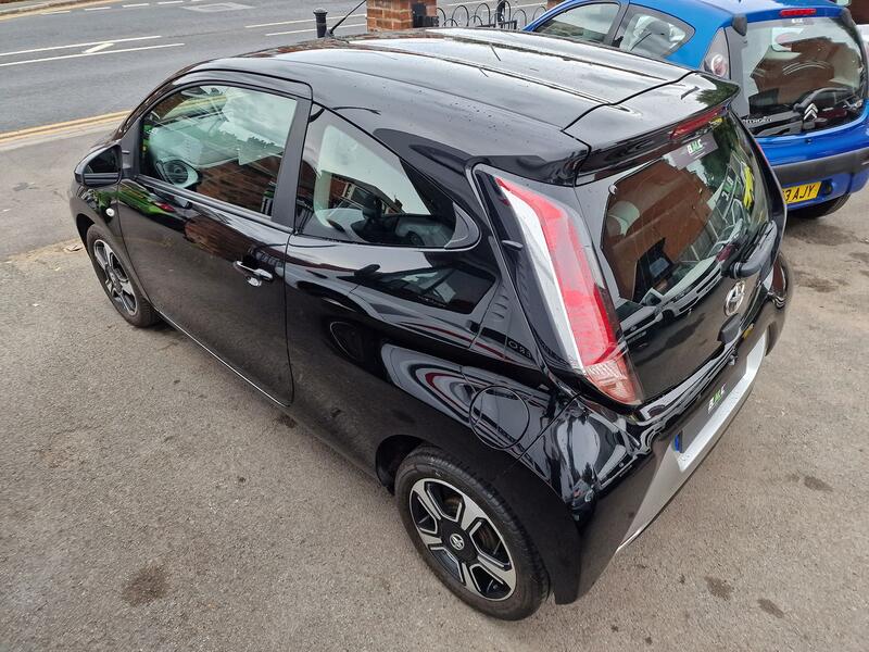 TOYOTA AYGO