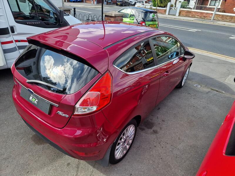 FORD FIESTA
