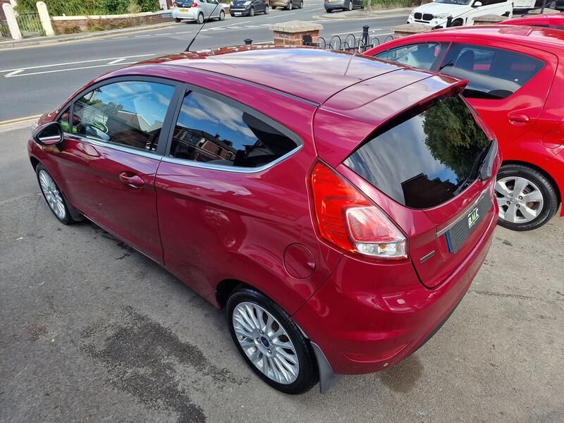 FORD FIESTA
