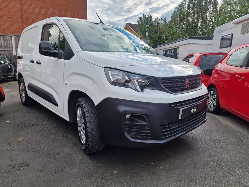 PEUGEOT PARTNER