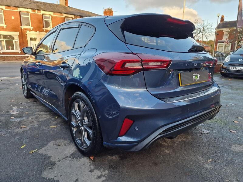FORD FOCUS