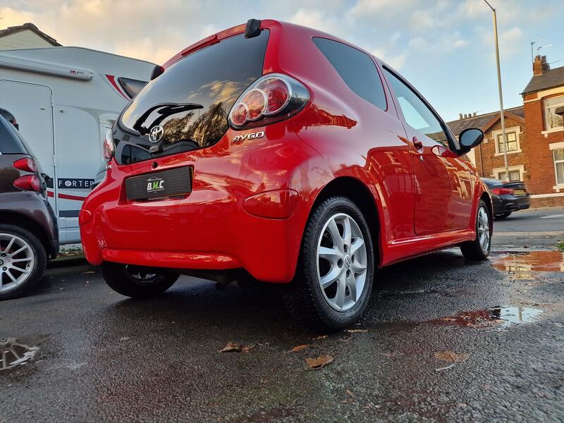 TOYOTA AYGO