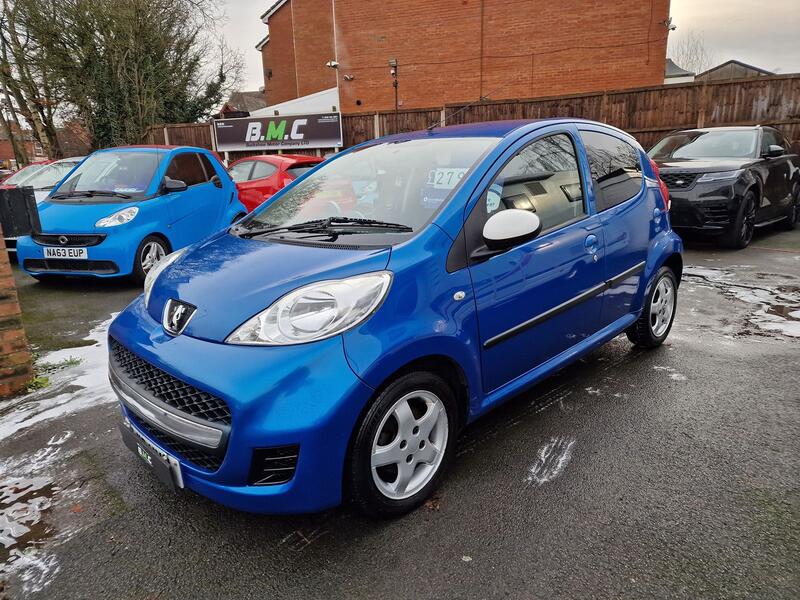 PEUGEOT 107