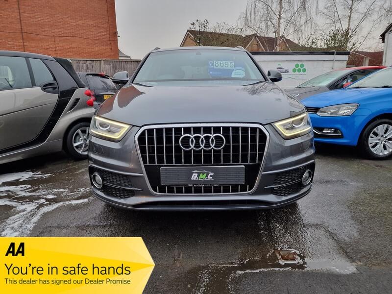 AUDI Q3