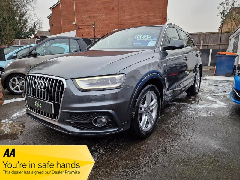 AUDI Q3