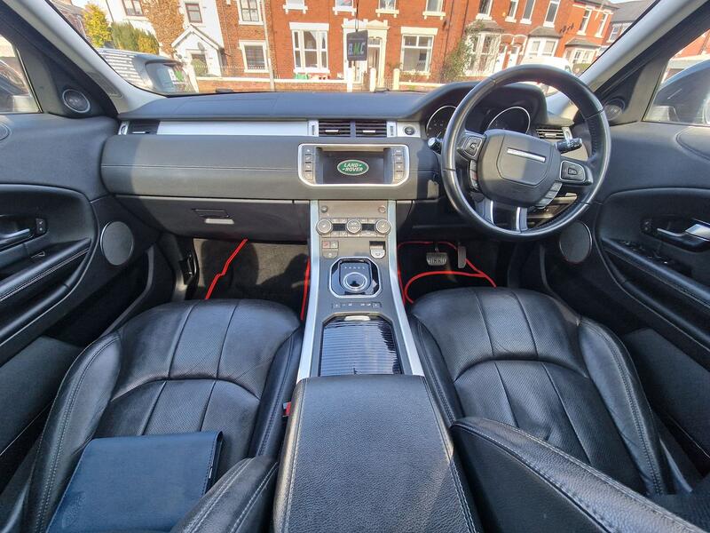 LAND ROVER RANGE ROVER EVOQUE
