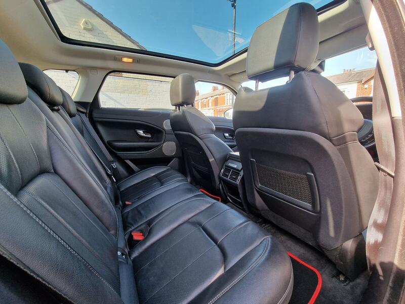 LAND ROVER RANGE ROVER EVOQUE