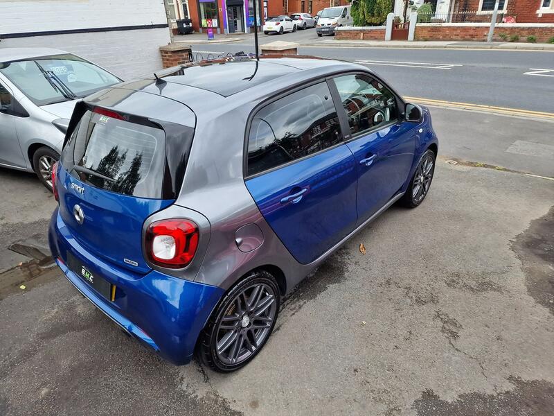 SMART FORFOUR