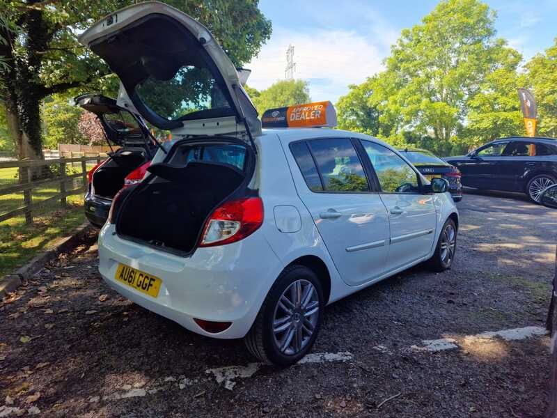 RENAULT CLIO