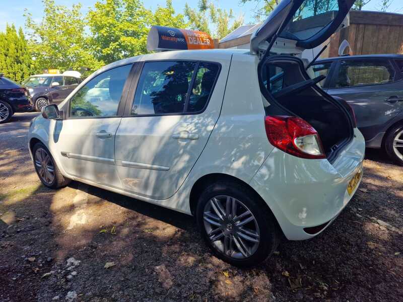 RENAULT CLIO