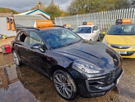 PORSCHE MACAN D S PDK